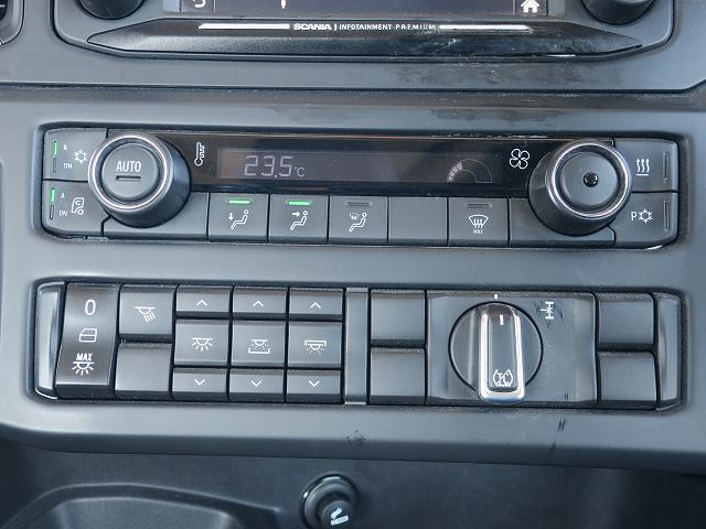 中古トラック スカニアトラクタヘッド ＃20