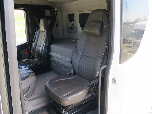 中古トラック スカニアトラクタヘッド ＃21