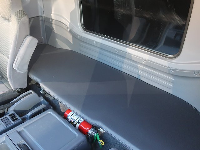 中古トラック いすゞアルミウィング ＃23