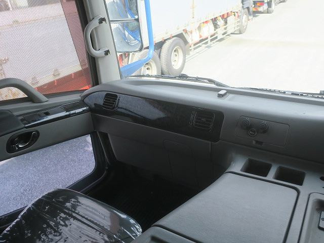 中古トラック 三菱ふそうトラクタヘッド ＃13
