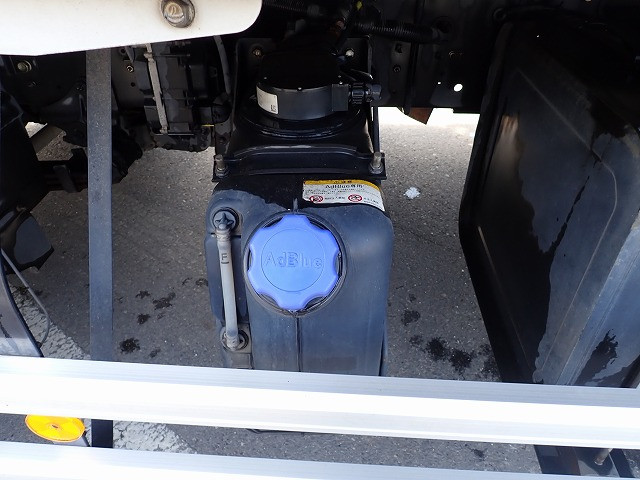 中古トラック いすゞ ギガ 大型アルミウィング