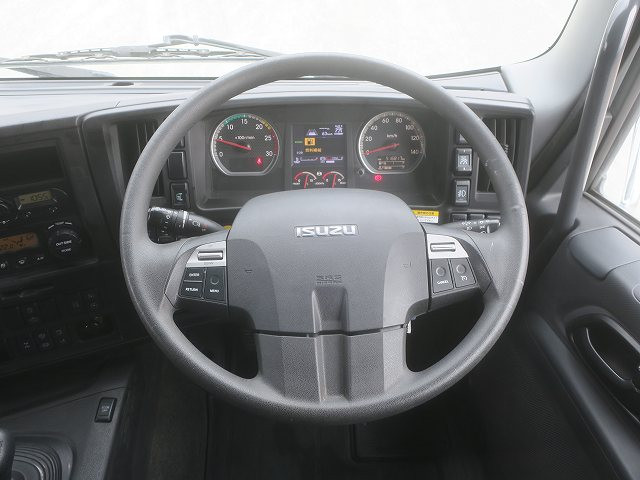 中古トラック いすゞ ギガ 大型アルミウィング