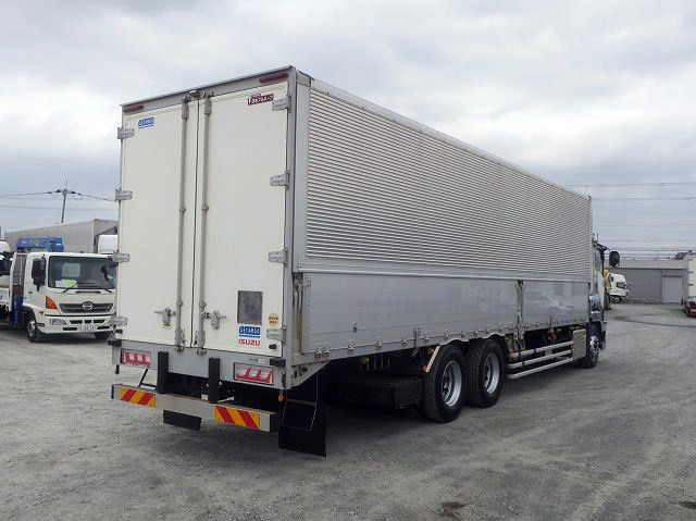 中古トラック いすゞアルミウィング ＃3