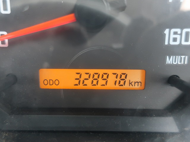 中古トラック いすゞ フォワード 中型平ボディアルミブロック