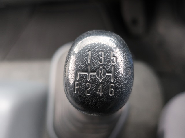 中古トラック いすゞ フォワード 中型平ボディアルミブロック