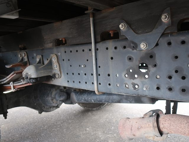 中古トラック いすゞ フォワード 中型平ボディアルミブロック