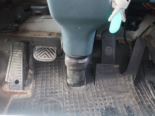 中古トラック UDトラックスセーフティーローダー ＃21