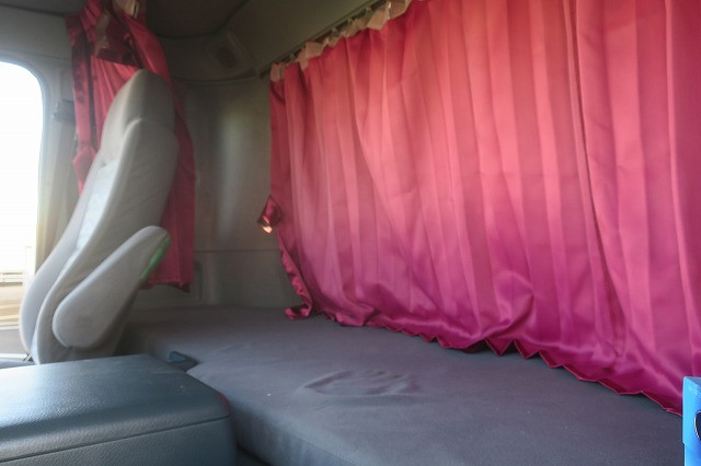 中古トラック UDトラックスセーフティーローダー ＃23