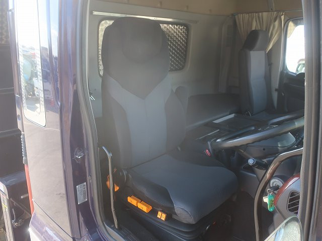 中古トラック 日野クレーン付平ボディ ＃14