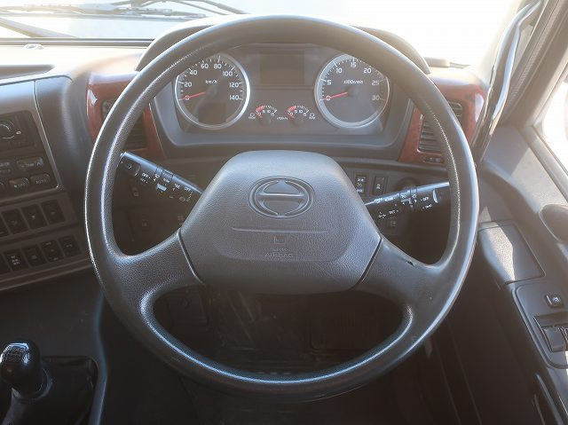 中古トラック 日野 プロフィア 大型クレーン付平ボディ