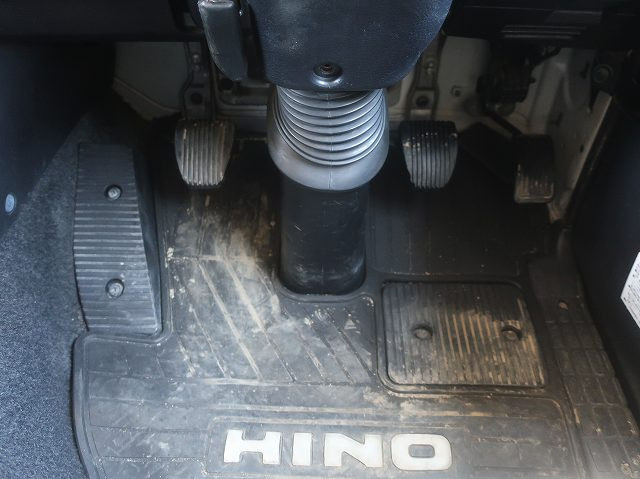 中古トラック 日野 プロフィア 大型クレーン付平ボディ