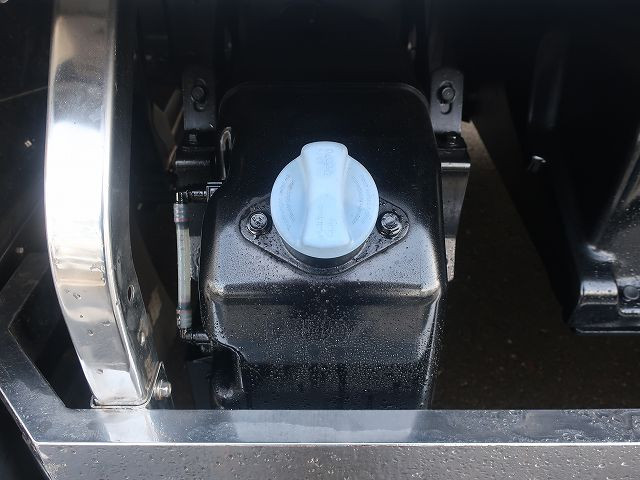 中古トラック 三菱ふそう冷凍ウィング ＃11