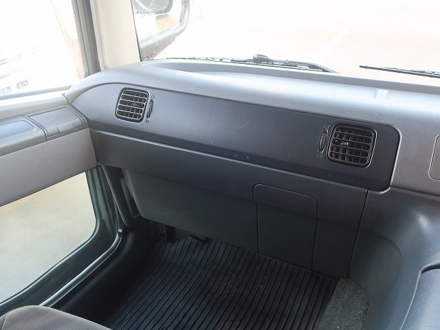 中古トラック 三菱ふそう冷凍ウィング ＃17