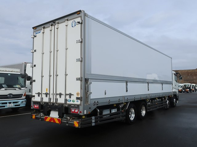 中古トラック 三菱ふそう冷凍ウィング ＃3