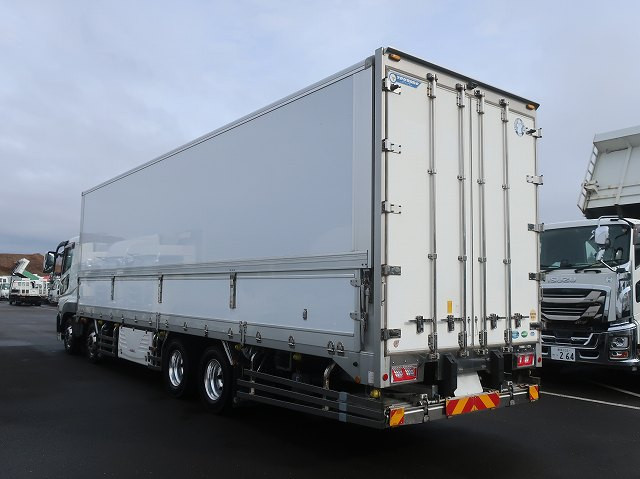 中古トラック 三菱ふそう冷凍ウィング ＃4