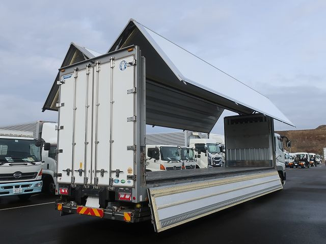 中古トラック 三菱ふそう冷凍ウィング ＃6