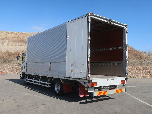 中古トラック いすゞ フォワード 中型アルミウィング