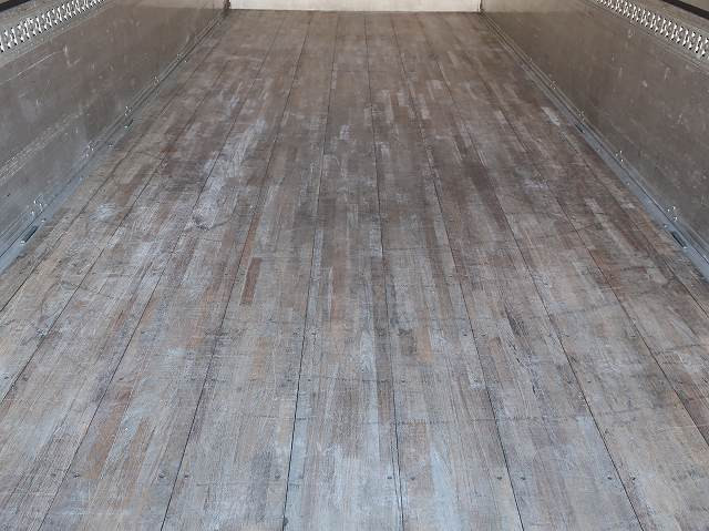 中古トラック いすゞ フォワード 中型アルミウィング