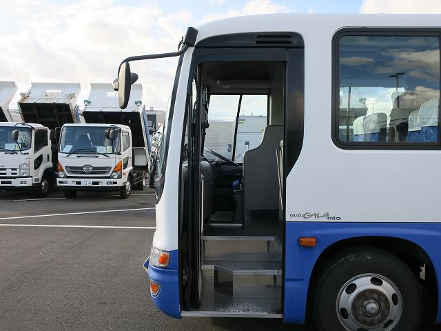 中古バス いすゞ ガーラミオ 中型バス