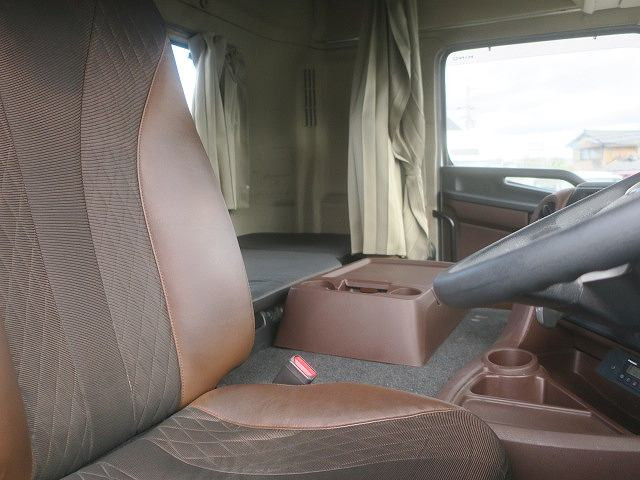 中古トラック 日野トラクタヘッド ＃12