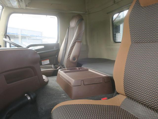 中古トラック 日野トラクタヘッド ＃22