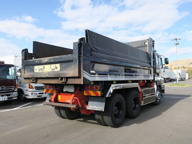 中古トラック いすゞダンプ ＃3