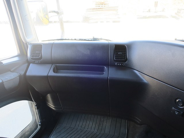 中古トラック 日野 プロフィア 大型クレーン付セルフローダー