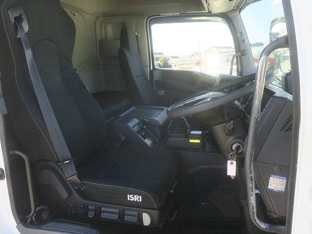 中古トラック いすゞアルミウィング ＃13