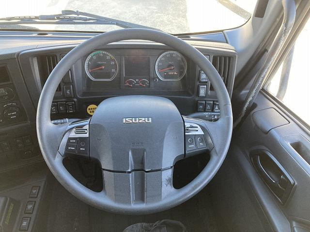 中古トラック いすゞ ギガ 大型アルミウィング