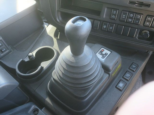 中古トラック いすゞ ギガ 大型アルミウィング