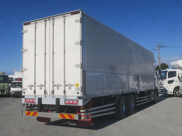 中古トラック いすゞアルミウィング ＃3