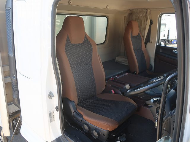 中古トラック 日野アルミウィング ＃13