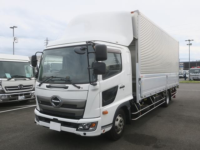 日野　アルミウィング／幌ウィング