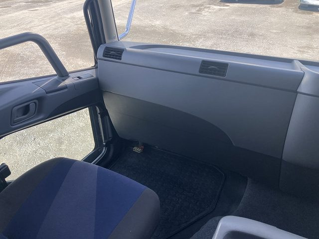 中古トラック 三菱ふそうアルミウィング ＃13