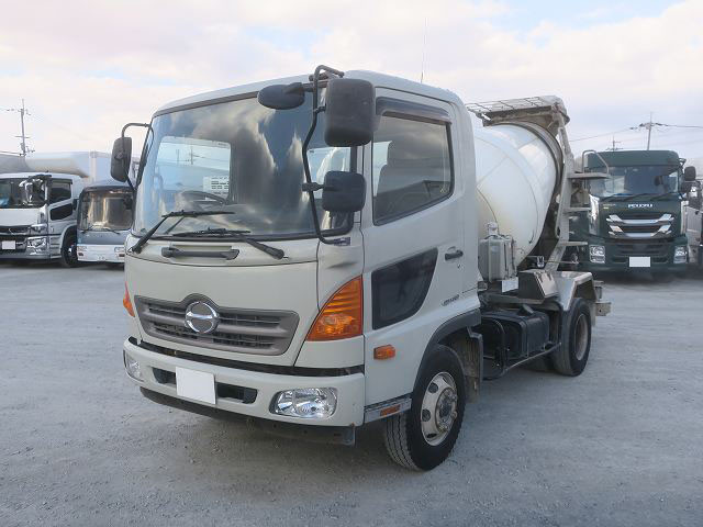 中古トラック 日野 レンジャー 中型コンクリートミキサー車