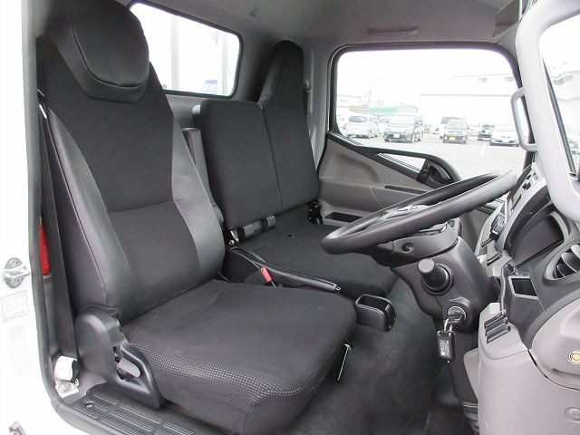 中古トラック 日産平ボディ ＃14