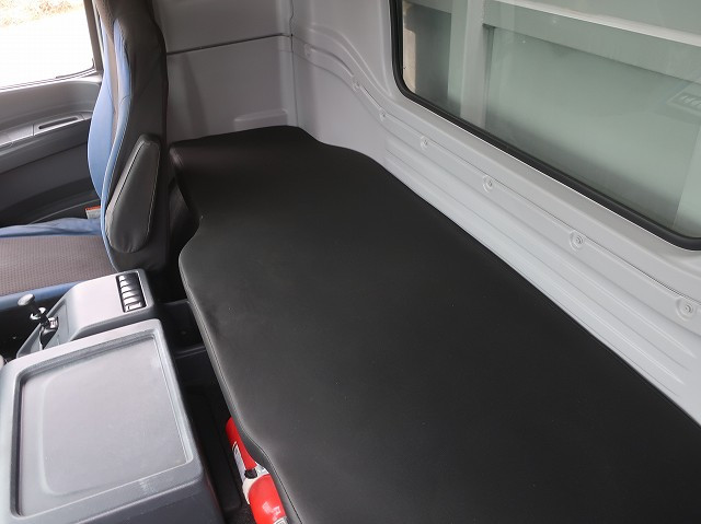 中古トラック いすゞアルミウィング ＃23