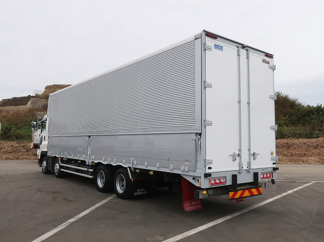 中古トラック いすゞアルミウィング ＃4