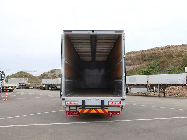 中古トラック いすゞアルミウィング ＃7