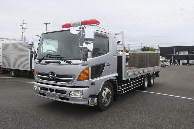 日野　車載車／キャリアカー／重機運搬車