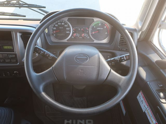 中古トラック 日野 レンジャー 増トンクレーン付平ボディアルミブロック