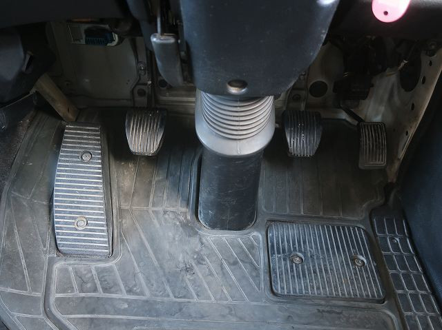 中古トラック 日野 レンジャー 増トンクレーン付平ボディアルミブロック