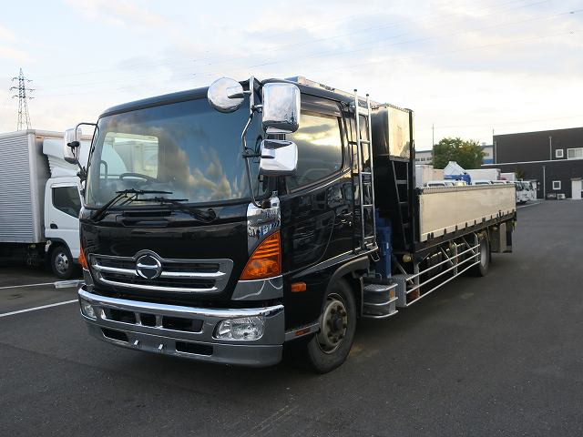 日野　クレーン付