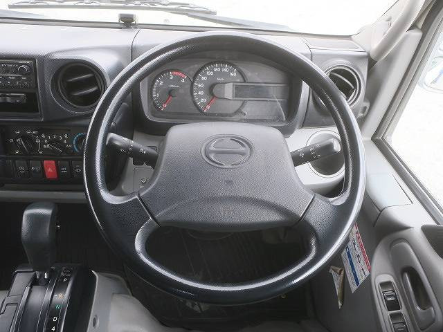 中古トラック 日野クレーン付平ボディ ＃17