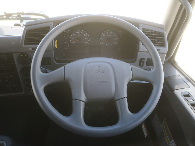 中古トラック 三菱ふそうクレーン付平ボディ ＃17