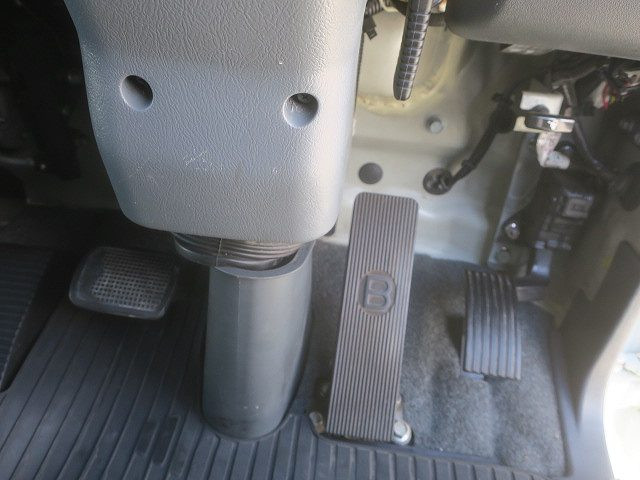 中古トラック 三菱ふそうクレーン付平ボディ ＃22