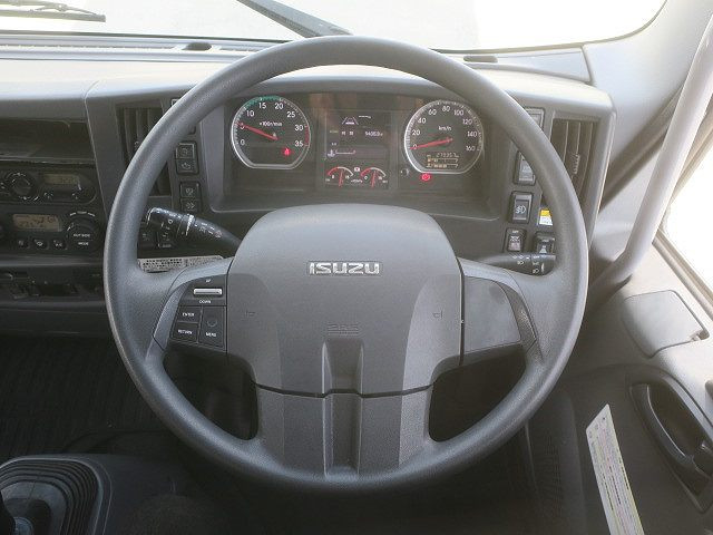 中古トラック いすゞ フォワード 中型アルミウィング