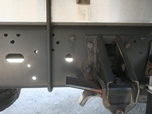 中古トラック いすゞ フォワード 中型アルミウィング