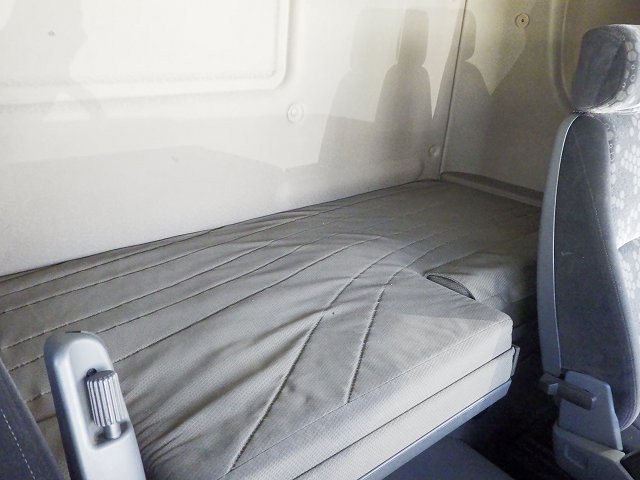 中古トラック スカニアアルミウィング ＃23