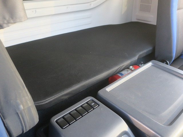 中古トラック いすゞアルミウィング ＃23